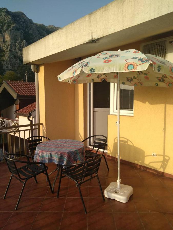 Vito Apartments Sutomore Exterior photo