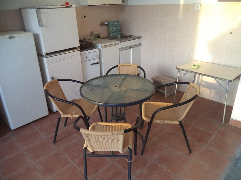 Vito Apartments Sutomore Room photo